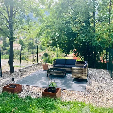 Apartment Dans Joli Village D'annot Annot