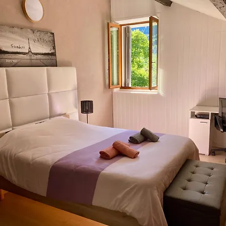 Lejlighed Dans Joli Village D'annot *